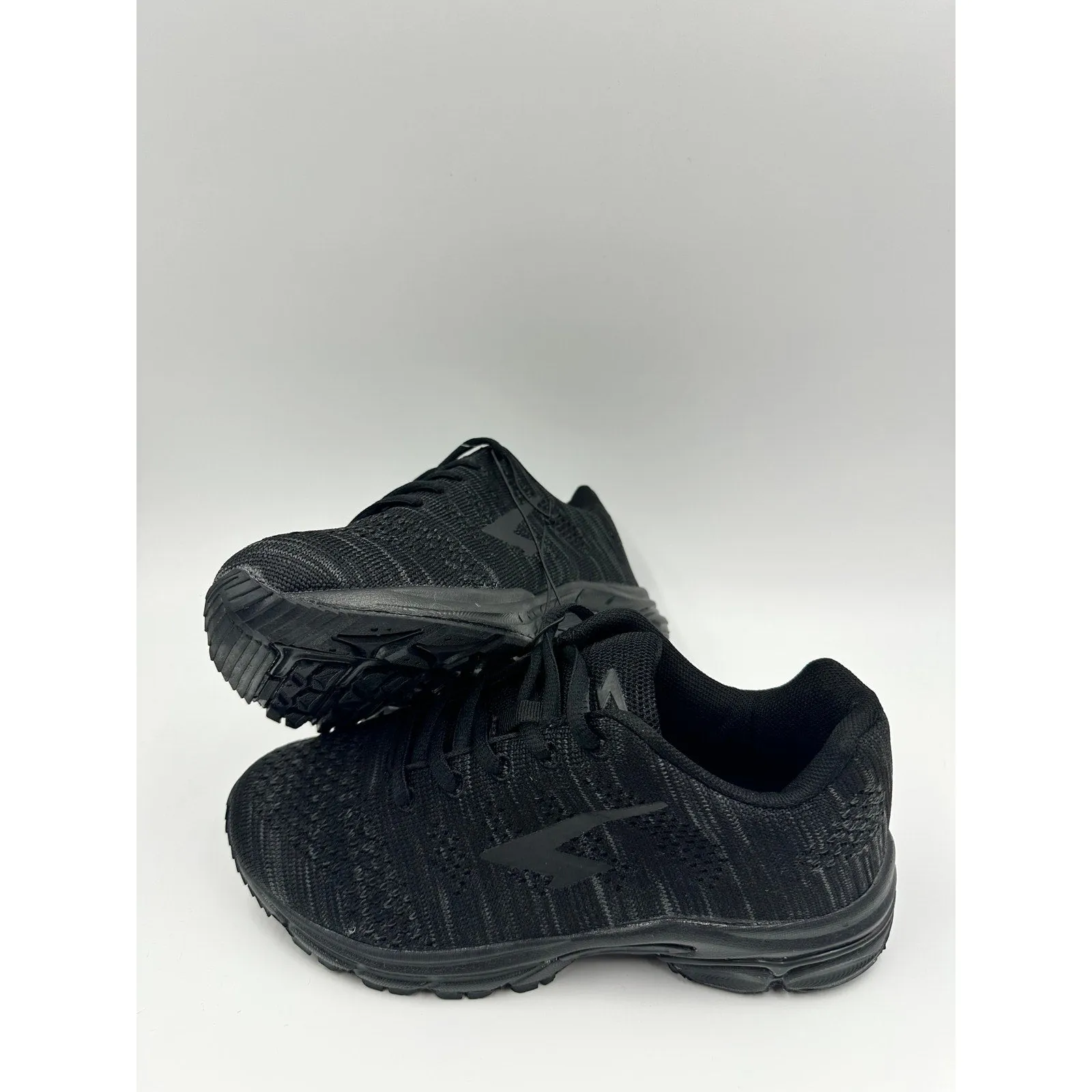Big Kids/Youth Size 4, Black Low Top Sneaker with Laces and Gray Accents